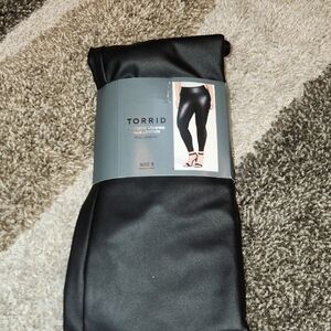 Torrid Shiny Black Leggings